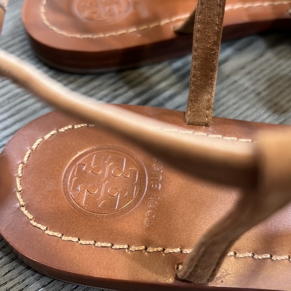 Tory Burch Bar logo suede flat Sandals Coral - Picture 4 of 6